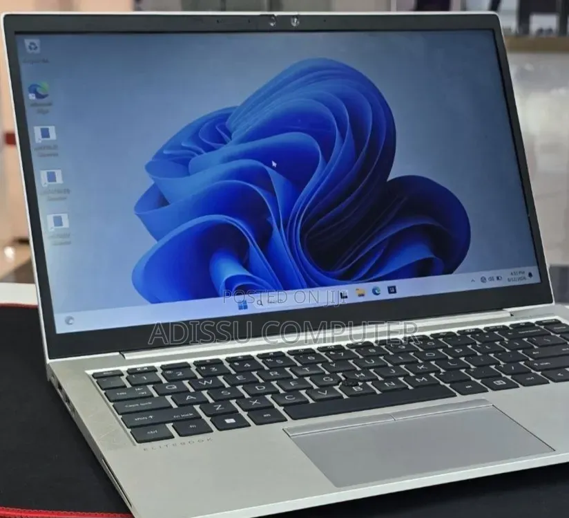 New Laptop HP EliteBook 840 G8 16GB Intel Core i5 SSD 512GB