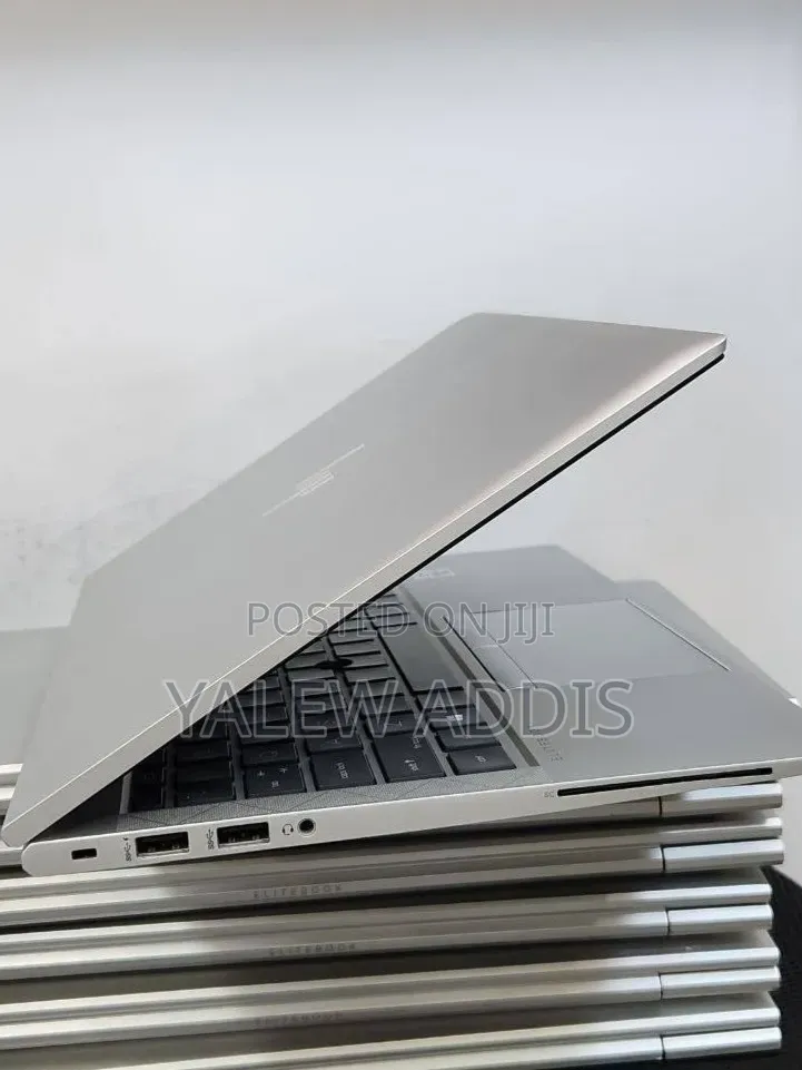 New Laptop HP EliteBook 840 G7 8GB Intel Core i5 SSD 512GB