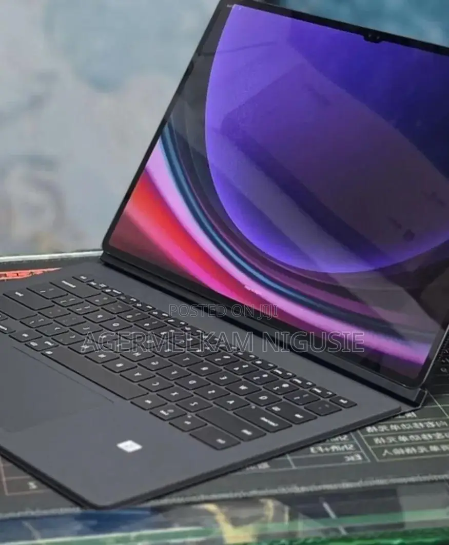 New Laptop Samsung Galaxy Book6 Ultra 12GB Intel Core Ultra 9 SSD 512GB