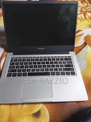 Laptop Xiaomi Book 14 8GB AMD Ryzen 5 SSD 256GB