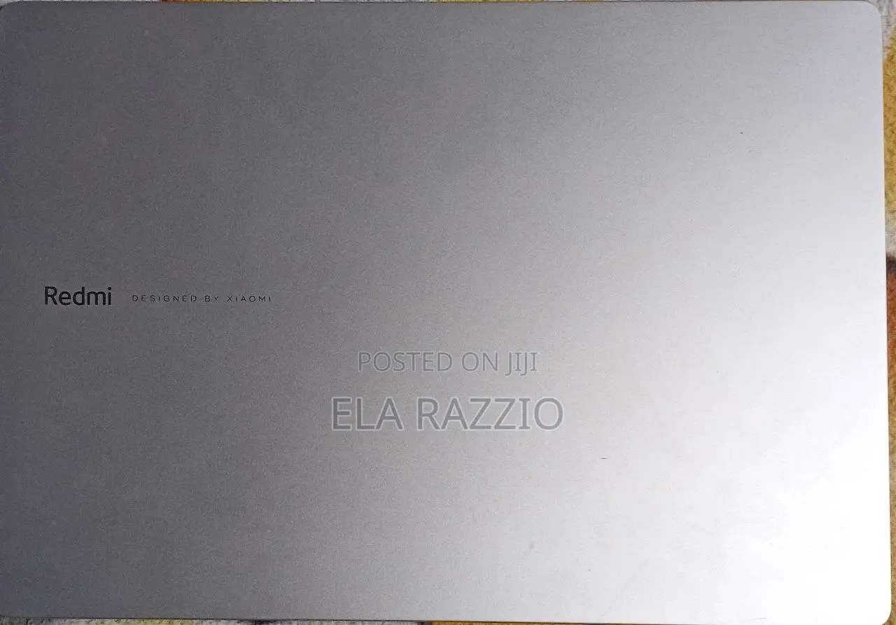 Laptop Xiaomi Book 14 8GB AMD Ryzen 5 SSD 256GB