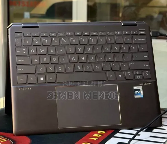 New Laptop HP Spectre X360 16GB Intel Core i7 SSD 1T