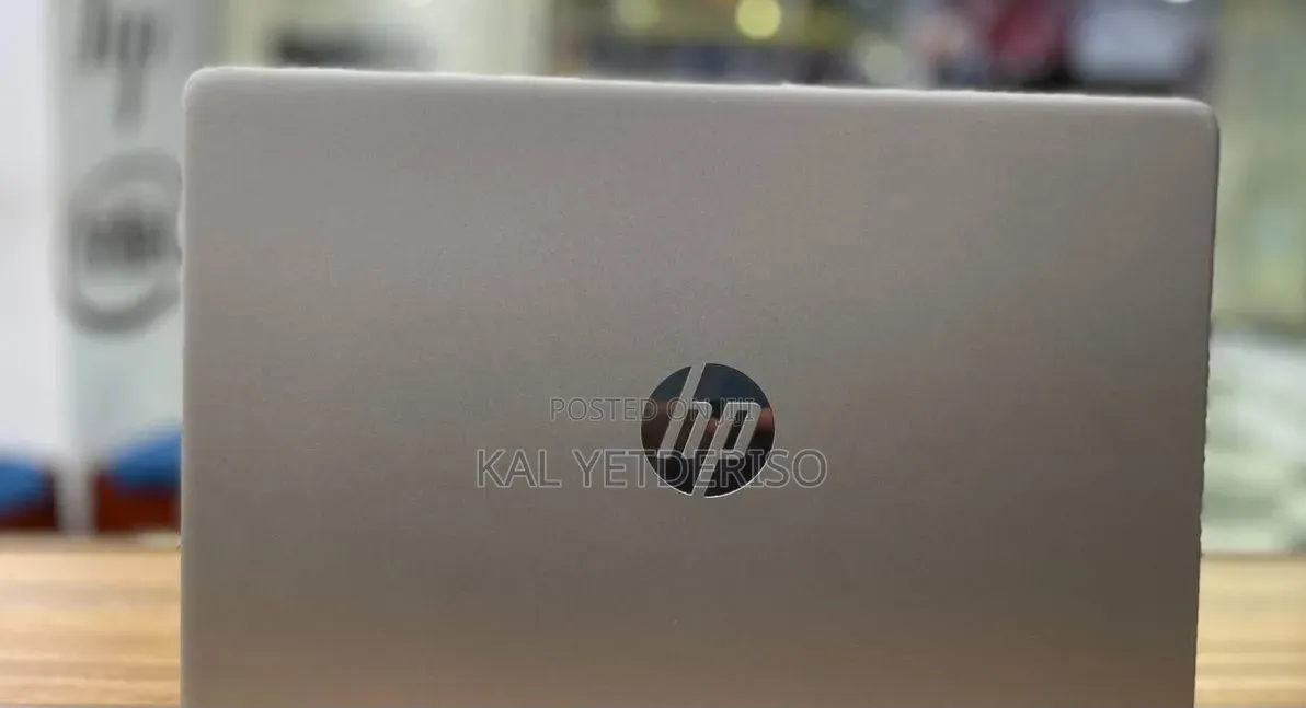 New Laptop HP 8GB Intel Core i3 SSD 256GB