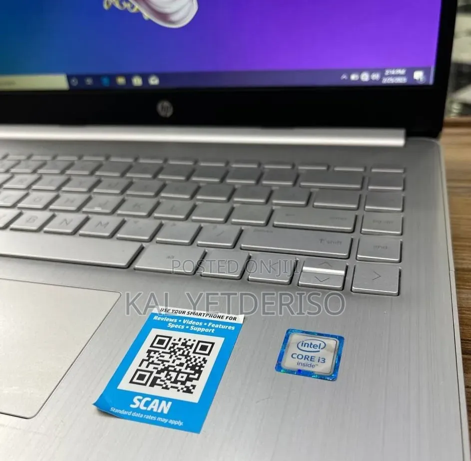 New Laptop HP 8GB Intel Core i3 SSD 256GB