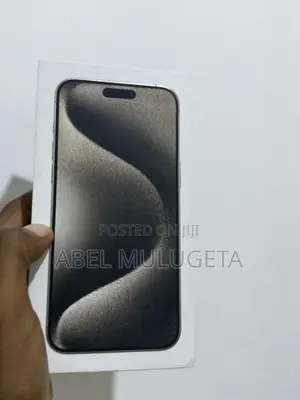 New Apple iPhone 15 Pro Max 256 GB Silver