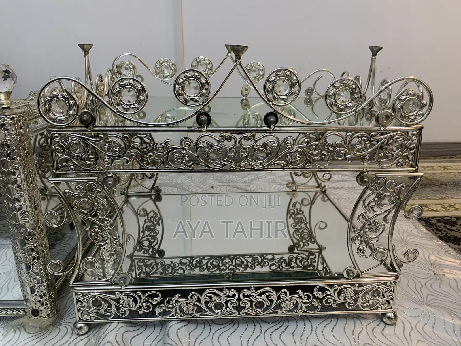 Rekebot (Coffee Table)
