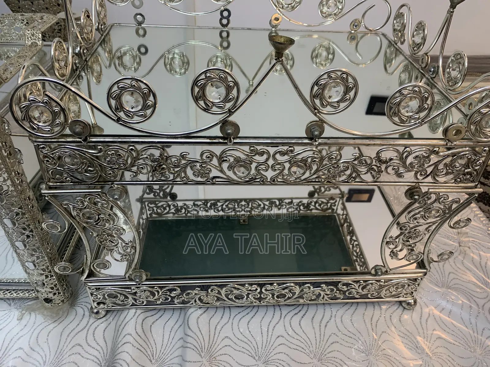 Rekebot (Coffee Table)