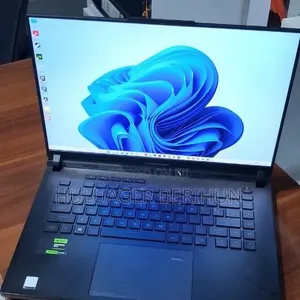 New Laptop Asus ROG Strix G15 32GB Intel Core i9 SSD 1T