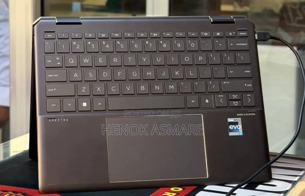 New Laptop HP Spectre 14 16GB Intel Core i7 SSD 1T