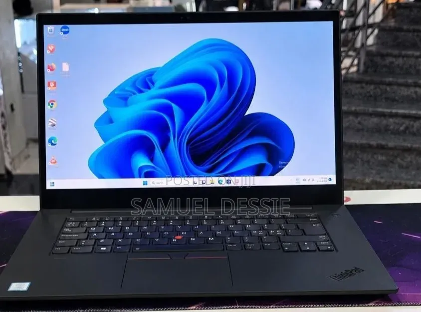 New Laptop Lenovo ThinkPad Yoga 16GB Intel Core i7 SSD 512GB