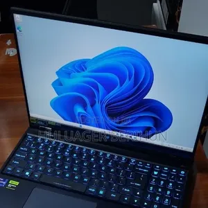 New Laptop Acer Predator Helios 16 16GB Intel Core i9 SSD 1T