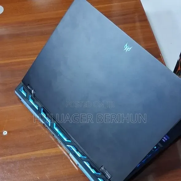 New Laptop Acer Predator Helios 16 16GB Intel Core i9 SSD 1T