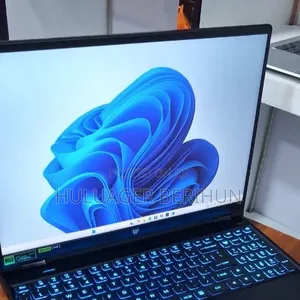 New Laptop Acer Predator Helios 16 16GB Intel Core i9 SSD 1T