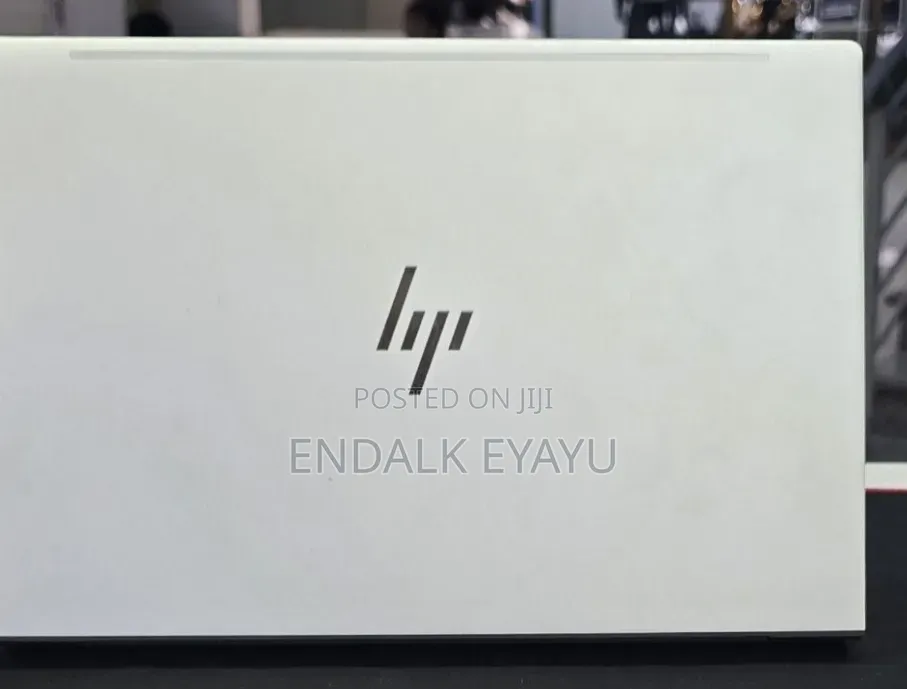 New Laptop HP EliteBook 830 G9 16GB Intel Core i5 SSD 512GB