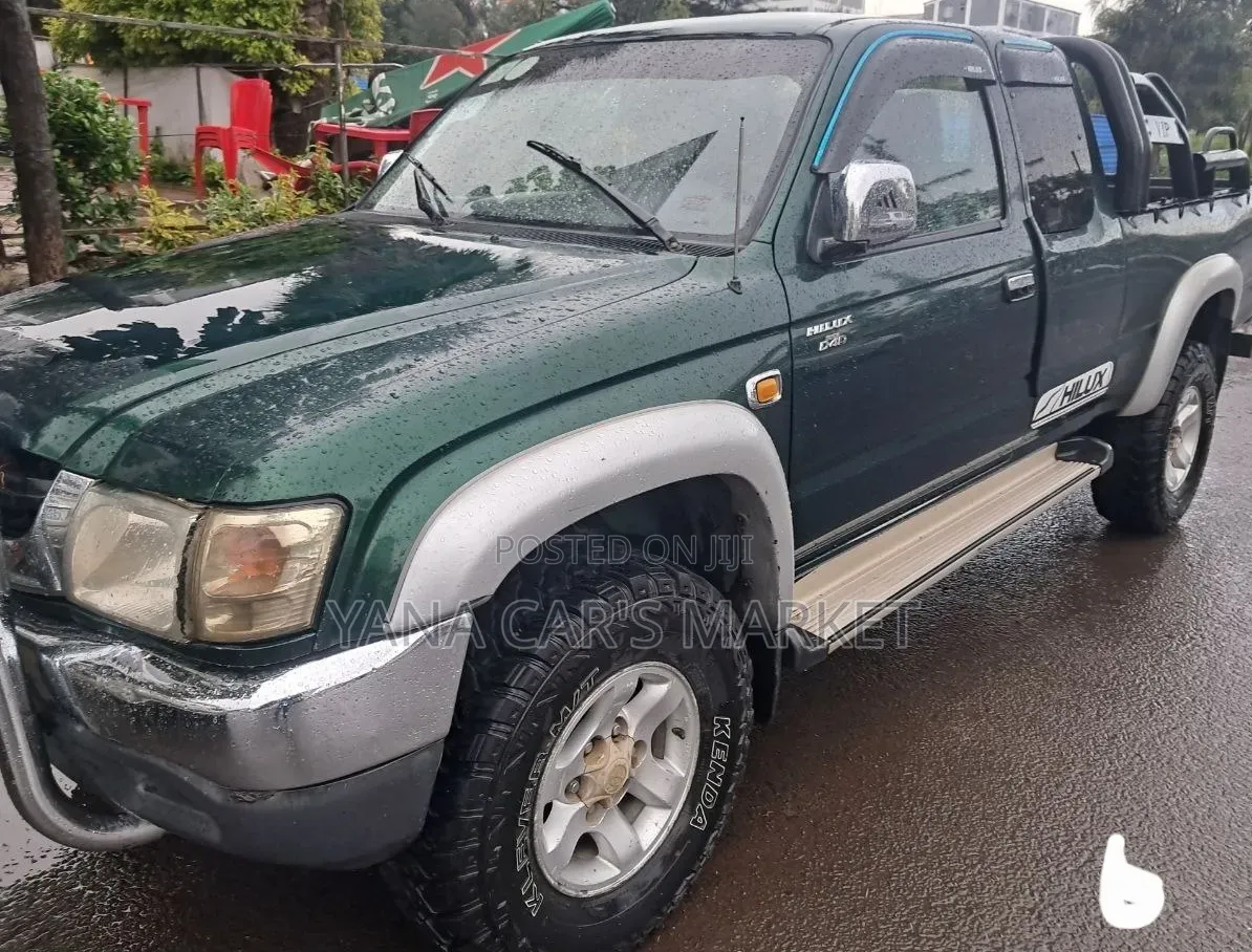 Toyota Hilux 2003