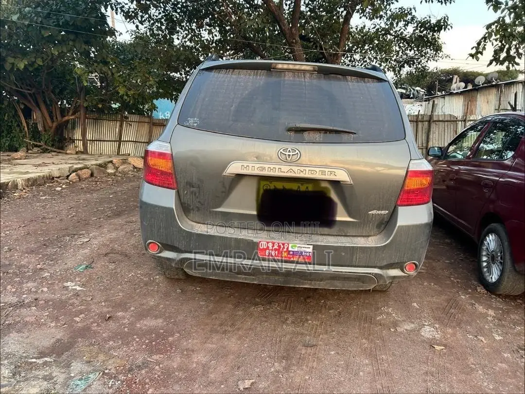 Toyota Highlander Sport 2010 Gray