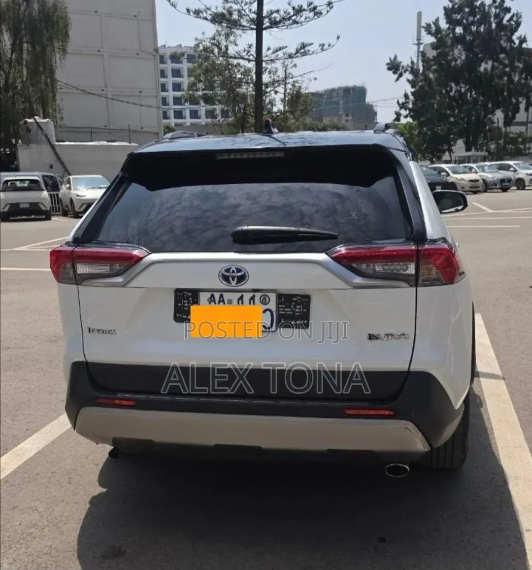Toyota RAV4 2023 White