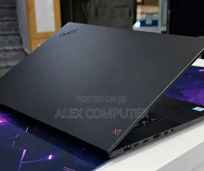 New Laptop Lenovo 16GB Intel Core i7 SSD 512GB