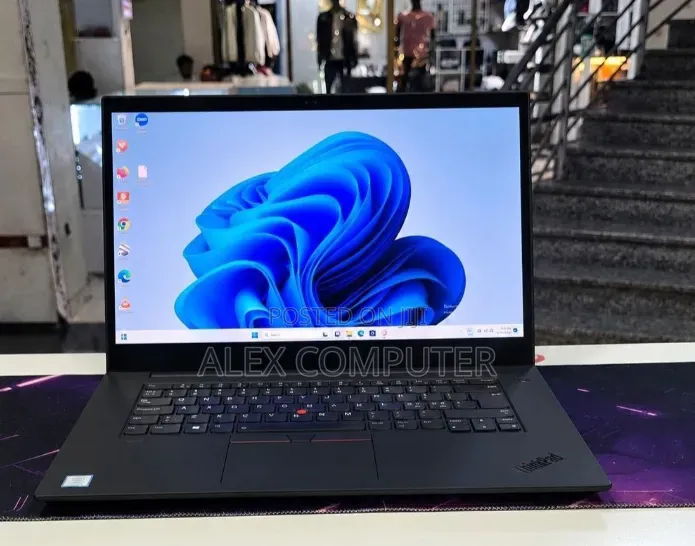 New Laptop Lenovo 16GB Intel Core i7 SSD 512GB