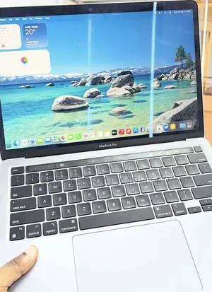 New Laptop Apple MacBook Pro 2021 M1 16GB Apple M1 Pro SSD 256GB