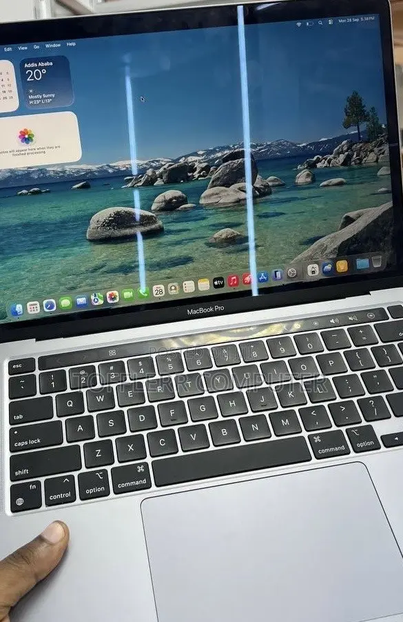 New Laptop Apple MacBook Pro 2021 M1 16GB Apple M1 Pro SSD 256GB