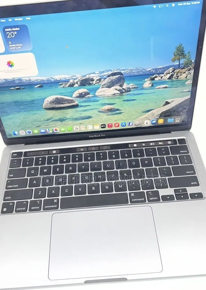 New Laptop Apple MacBook Pro 2021 M1 16GB Apple M1 Pro SSD 256GB