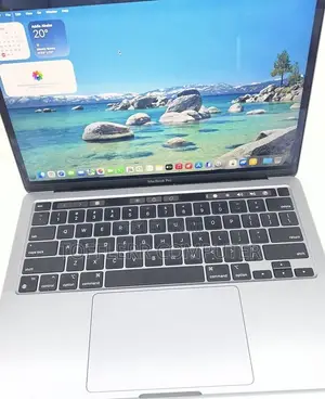 New Laptop Apple MacBook Pro 2021 M1 16GB Apple M1 Pro SSD 256GB