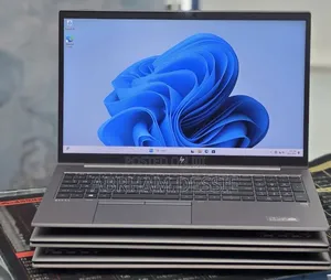 New Laptop HP 16GB Intel Core i5 SSD 512GB