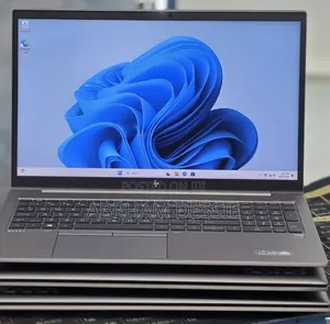 New Laptop HP 16GB Intel Core i5 SSD 512GB