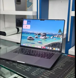 New Laptop Apple MacBook Pro 2021 M1 32GB Apple M1 Pro SSD 512GB
