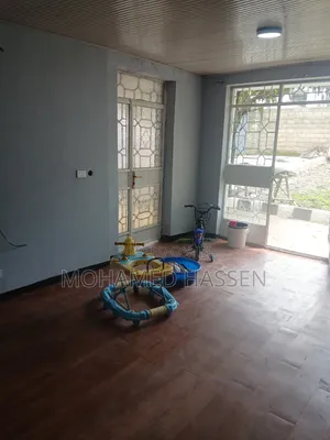 1bdrm House in Bole for rent