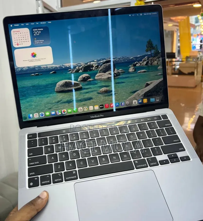 New Laptop Apple MacBook Air 2020 M1 8GB AMD A8 HDD 256GB