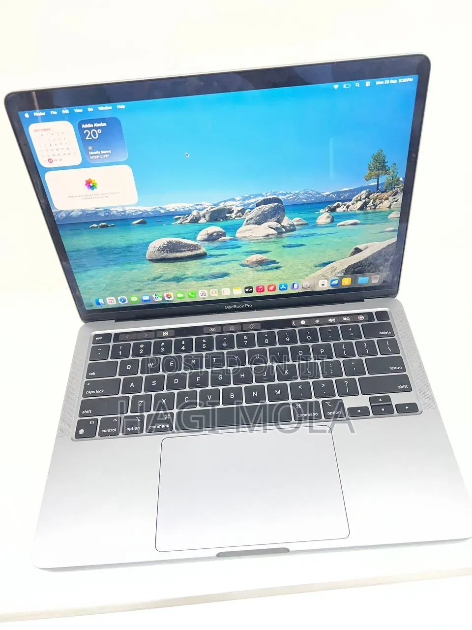 New Laptop Apple MacBook Air 2020 M1 8GB AMD A8 HDD 256GB