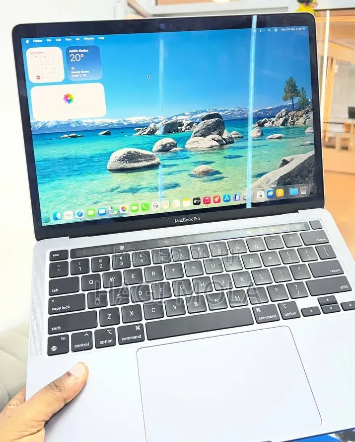 New Laptop Apple MacBook Air 2020 M1 8GB AMD A8 HDD 256GB