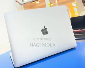 New Laptop Apple MacBook Air 2020 M1 8GB AMD A8 HDD 256GB