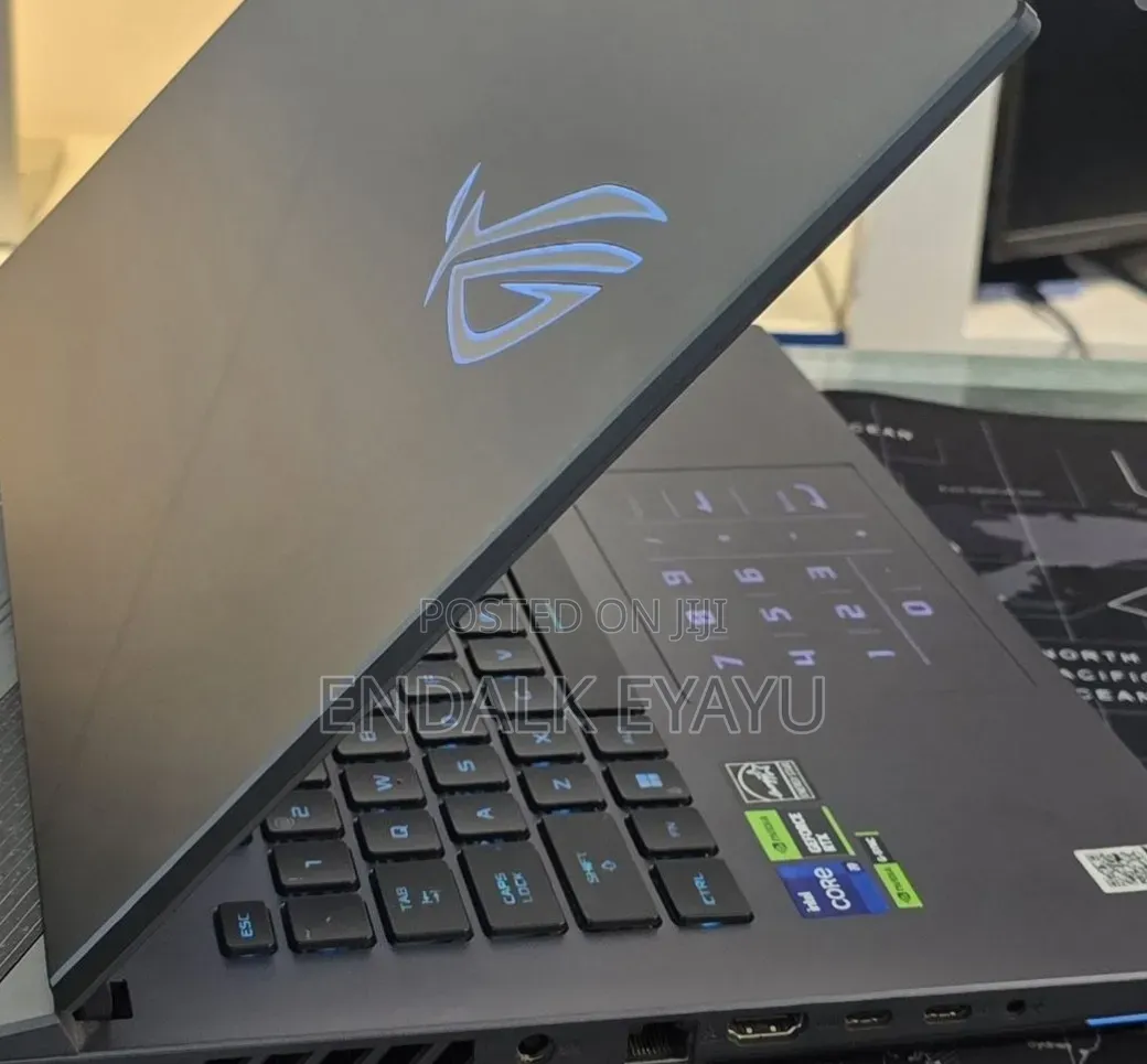 New Laptop Asus ROG Strix G15 16GB Intel Core i9 SSD 1T