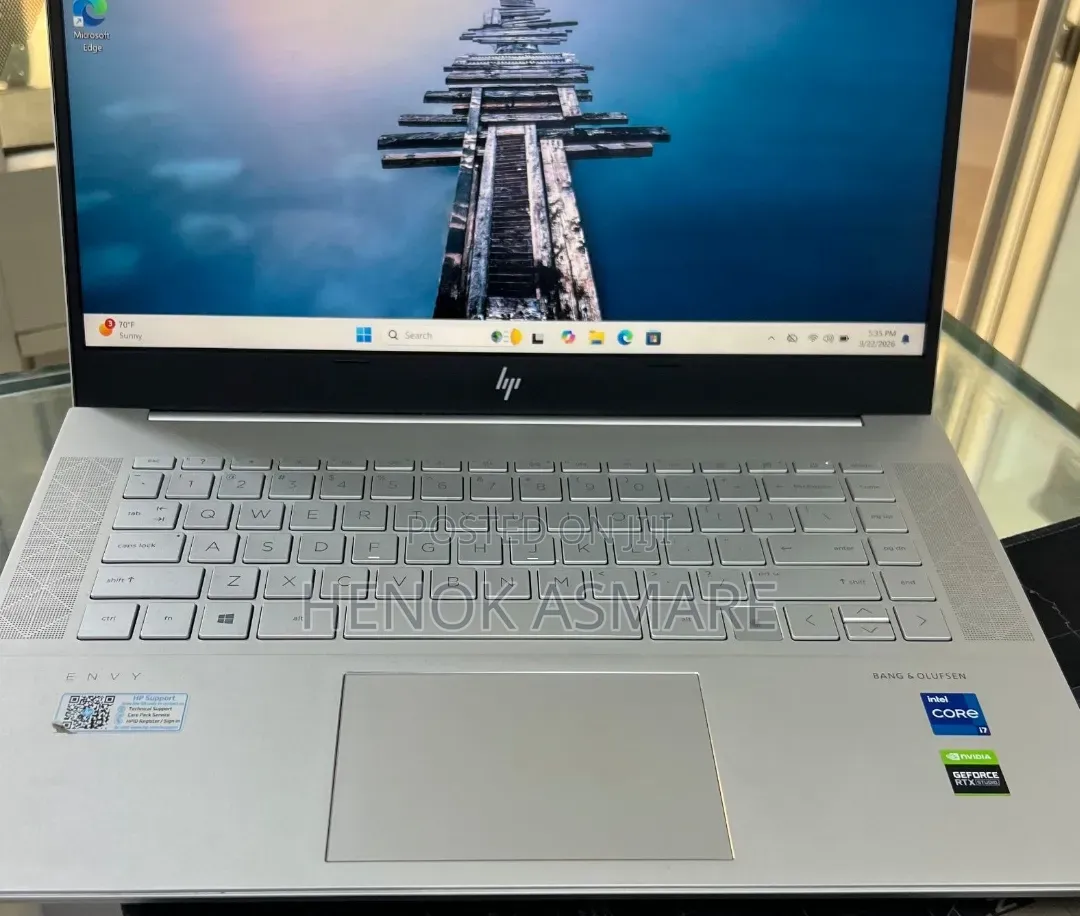 New Laptop HP Envy 15 16GB Intel Core i7 SSD 512GB