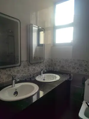4bdrm Apartment in Luxury Apartiment, Yeka for rent