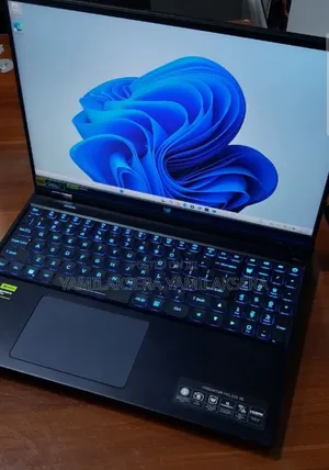 New Laptop Lenovo ThinkPad X390 16GB Intel Core i5 SSD 512GB