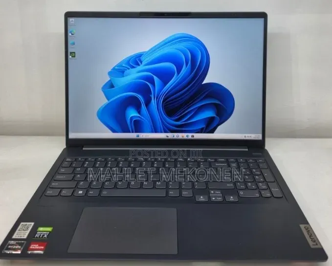 New Laptop Lenovo IdeaPad 1 16GB Intel Core i7 SSD 512GB
