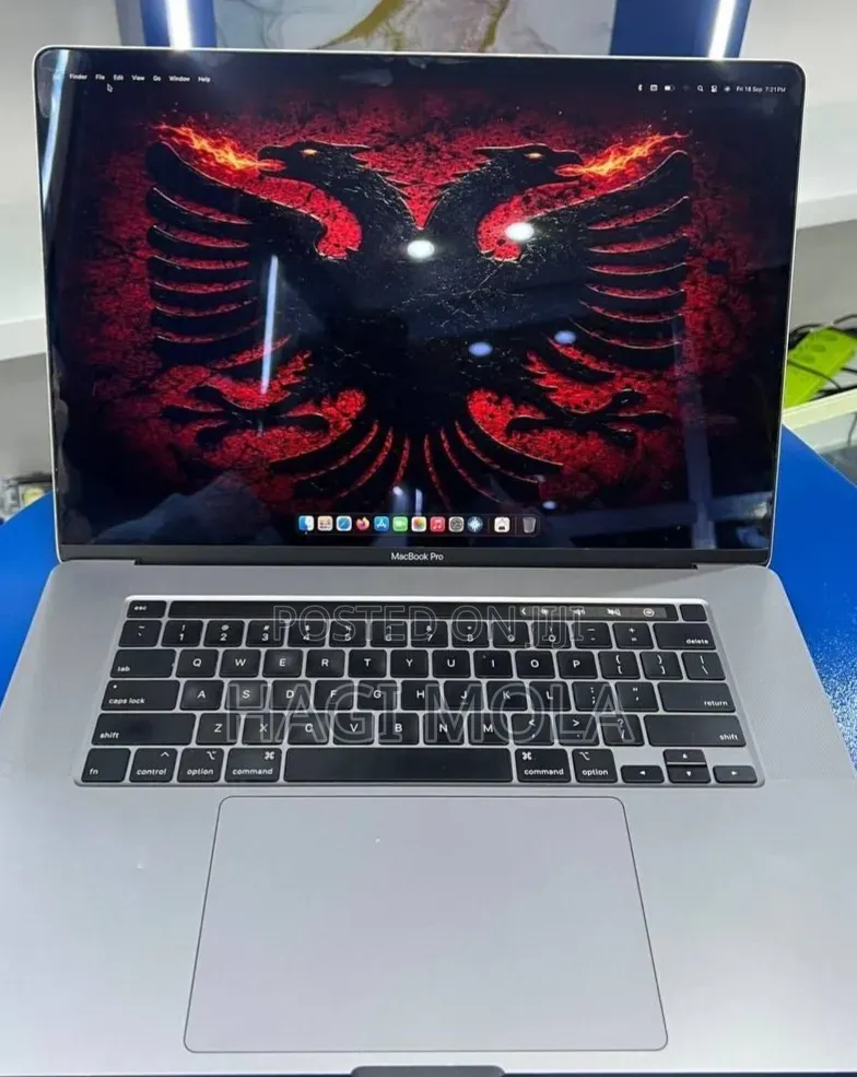 New Laptop Apple MacBook Pro 2019 32GB Intel Core i9 SSD 1T
