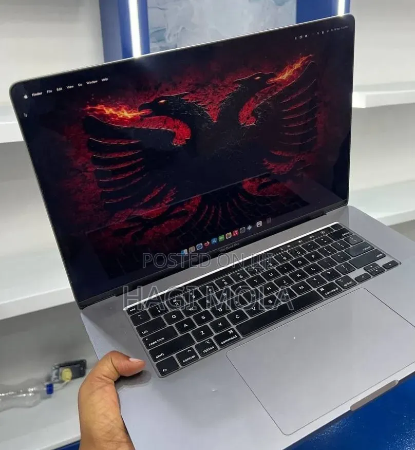 New Laptop Apple MacBook Pro 2019 32GB Intel Core i9 SSD 1T