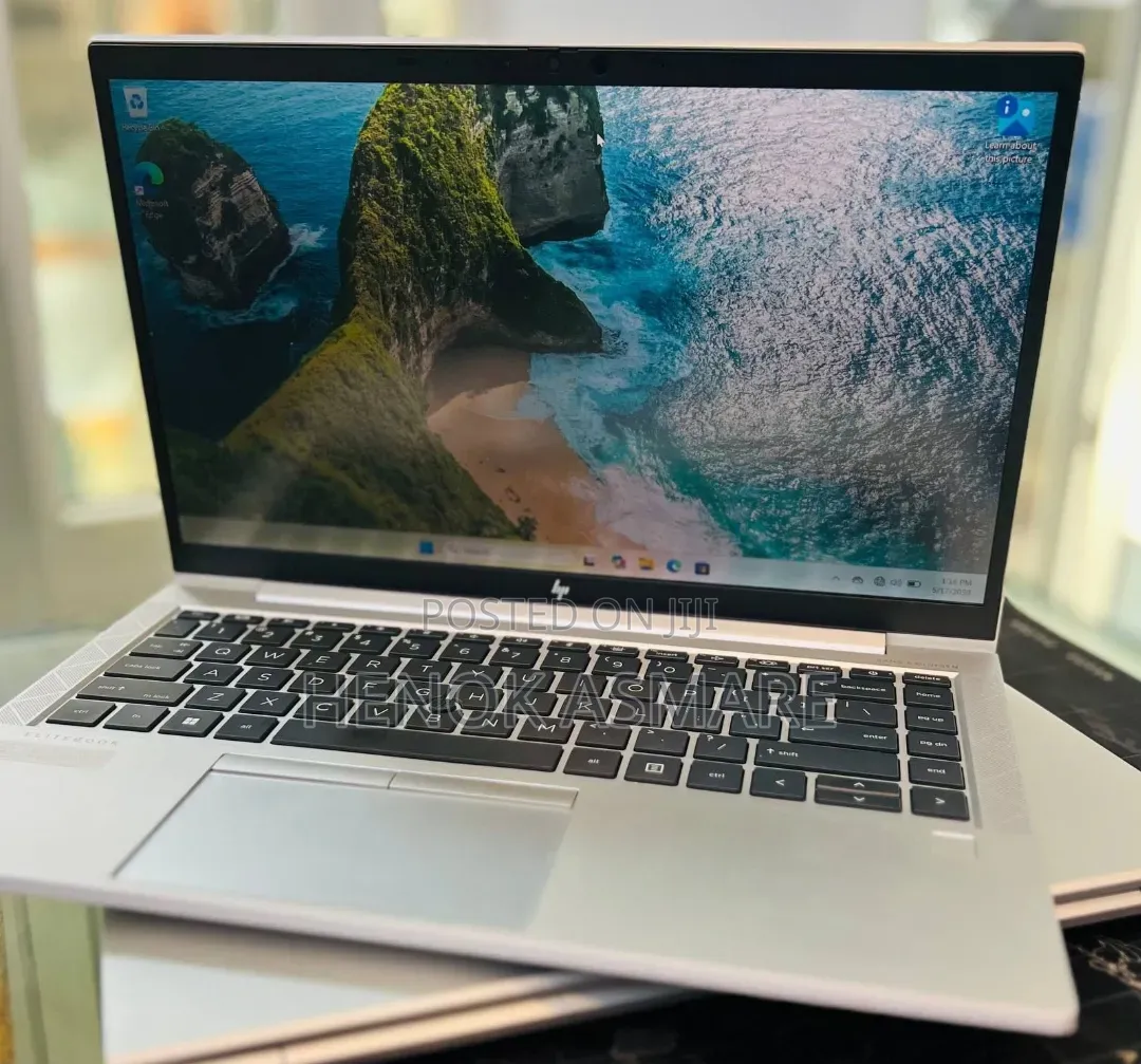 New Laptop HP EliteBook 845 G8 16GB AMD Ryzen 7 SSD 512GB