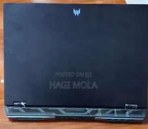 New Laptop Acer Predator Helios 18 PH18-71 16GB Intel Core i9 SSD 1T