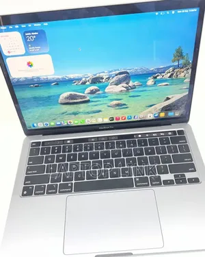 New Laptop Apple MacBook Pro 2020 M1 8GB Apple M1 Pro SSD 256GB