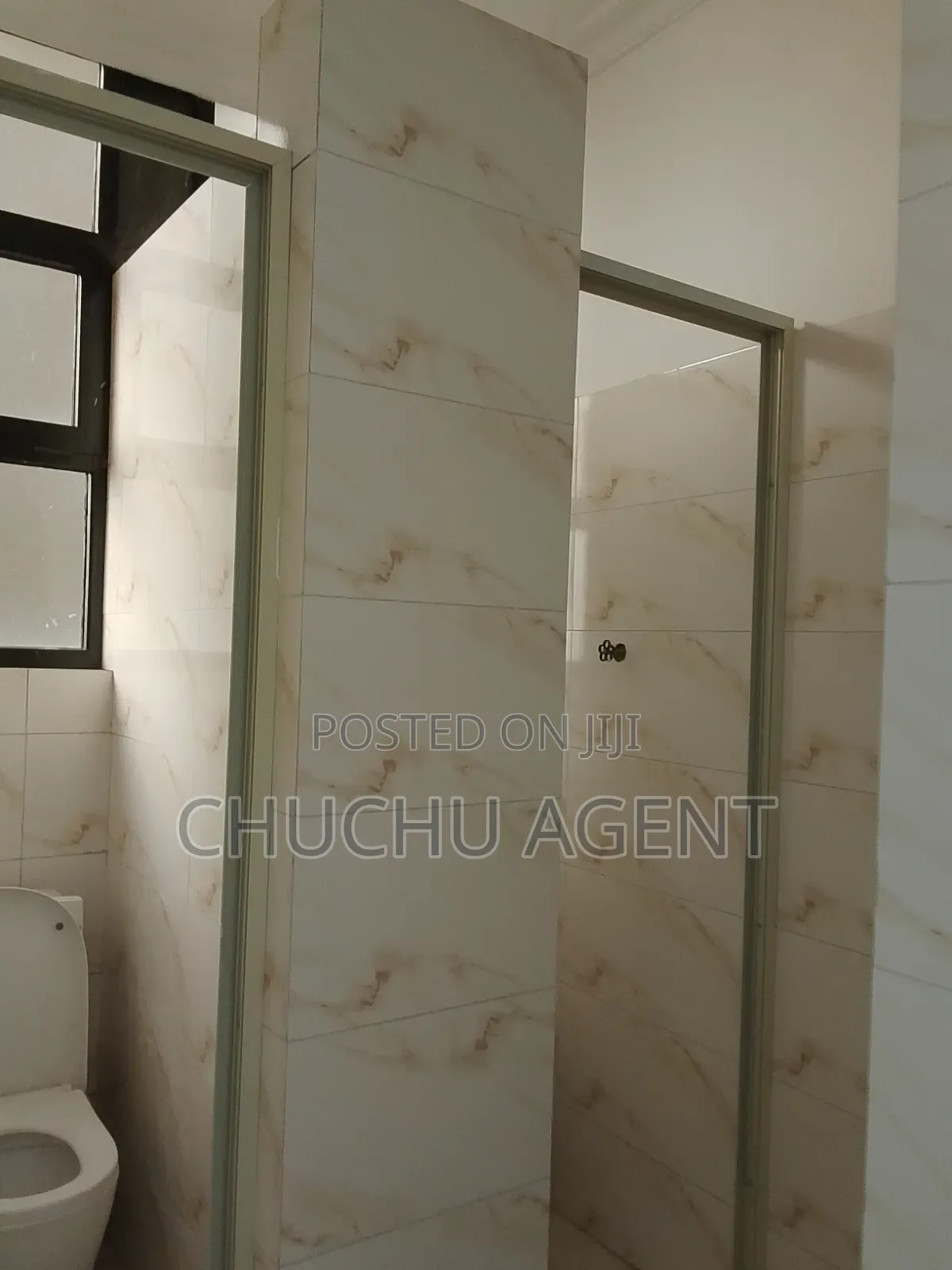 20bdrm Apartment in Akaky Kaliti for sale
