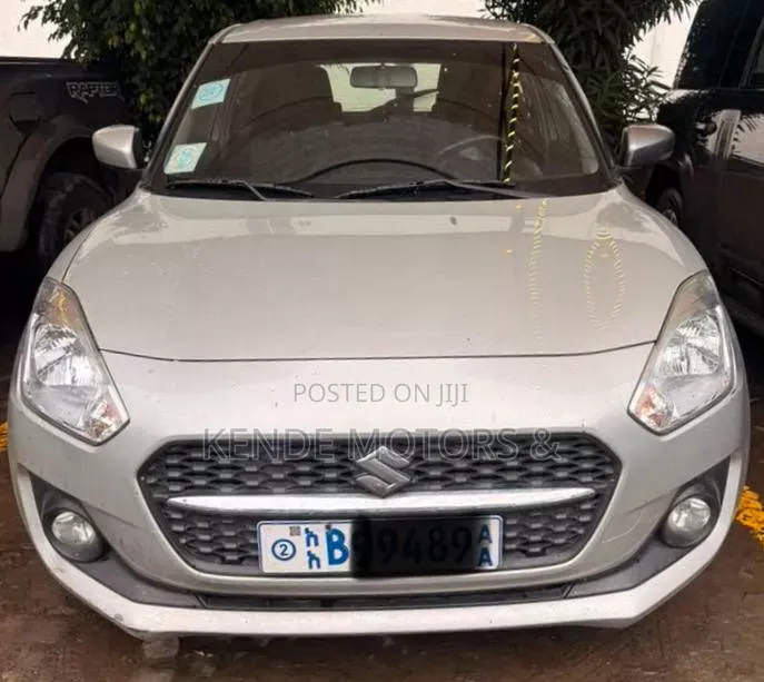 Suzuki Swift RS 2021 Silver