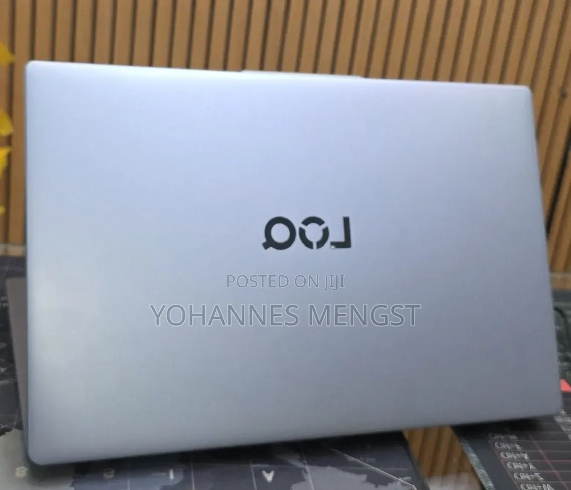 New Laptop Lenovo LOQ 15AHP10 12GB Intel Core i5 SSD 512GB