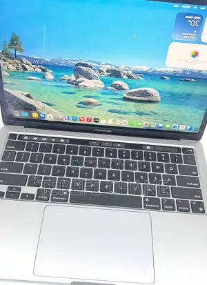 New Laptop Apple MacBook Pro 2020 M1 8GB Apple M1 Pro SSD 256GB