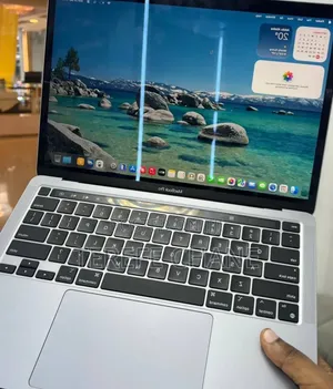 New Laptop Apple MacBook Pro 2020 M1 8GB Apple M1 Pro SSD 256GB